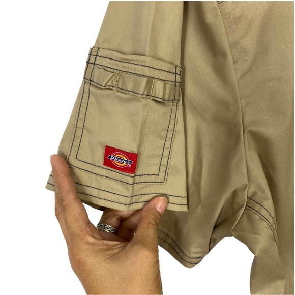 DICKIES Scrub Gen Flex Men's V-Neck Medical Top In Dark Khaki Size Large - Picture 7 of 12